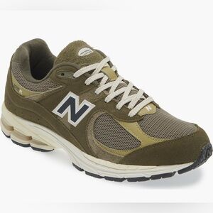 New Balance 2002R Sneaker Shoes Dark Moss Convert Green New NWT